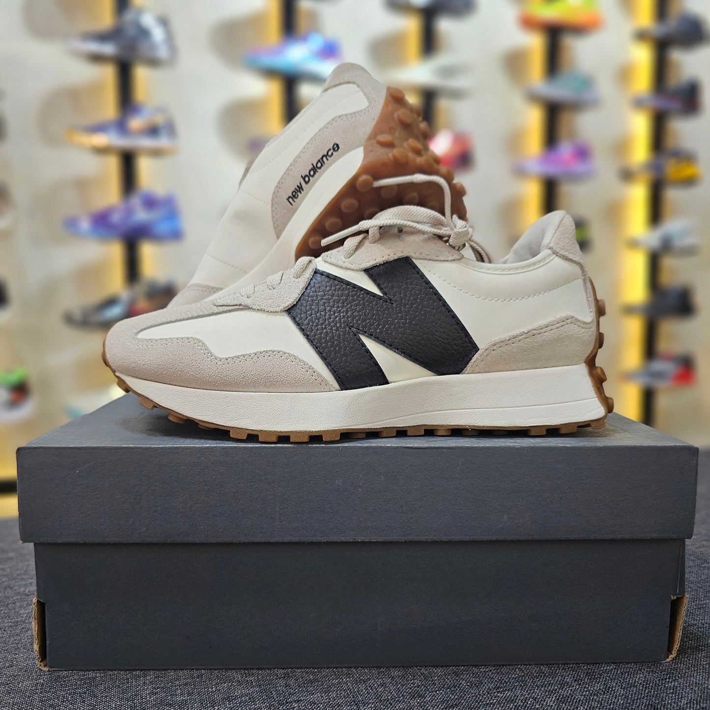 NB 327 Black Moonbeam