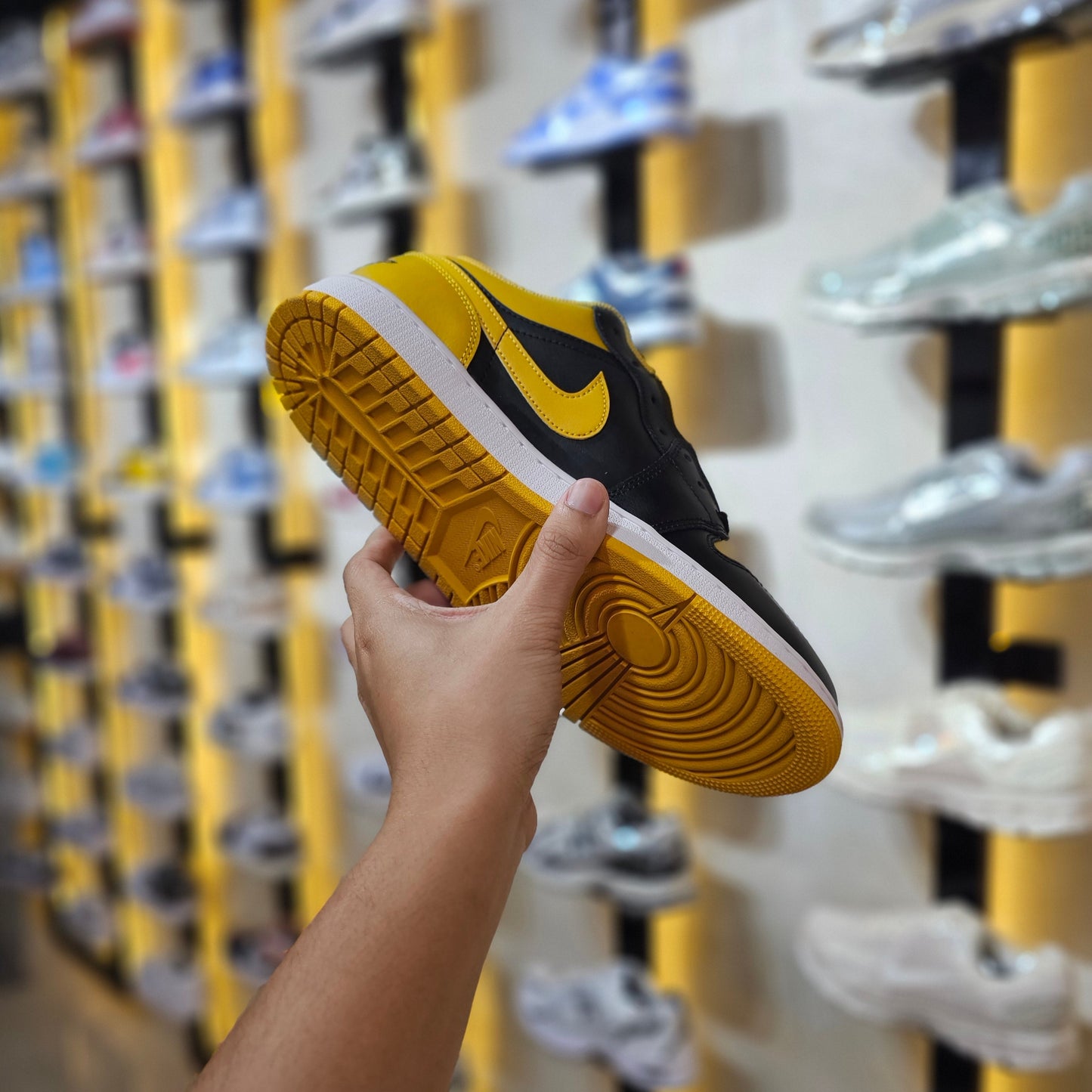 J1 Low Yellow Ochre