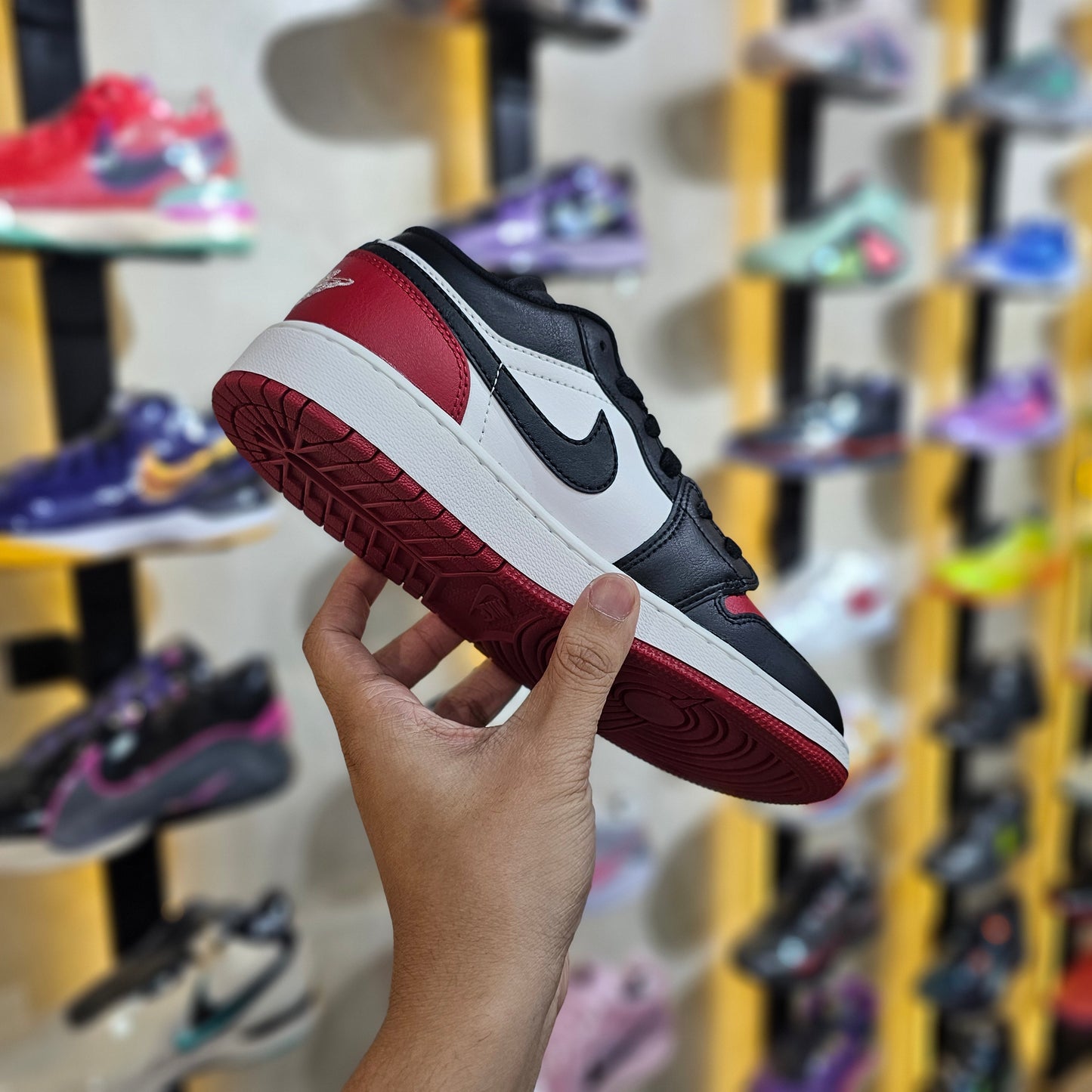 J1 Low Bred Toe GS