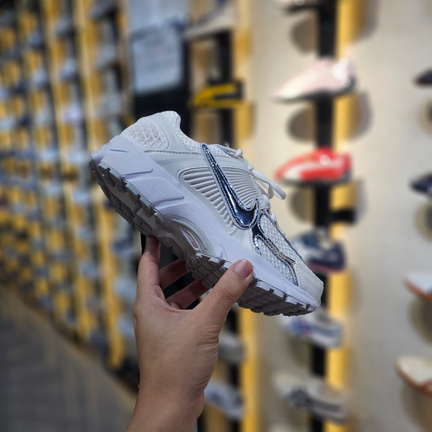 Vomero 5 Chrome Toe