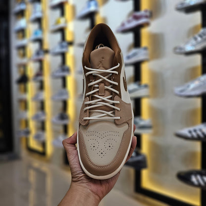 J1 Low British Tan