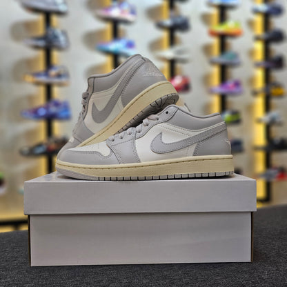 J1 Low Neutral Grey Wmns