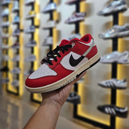 Dunk Low PRM Chicago