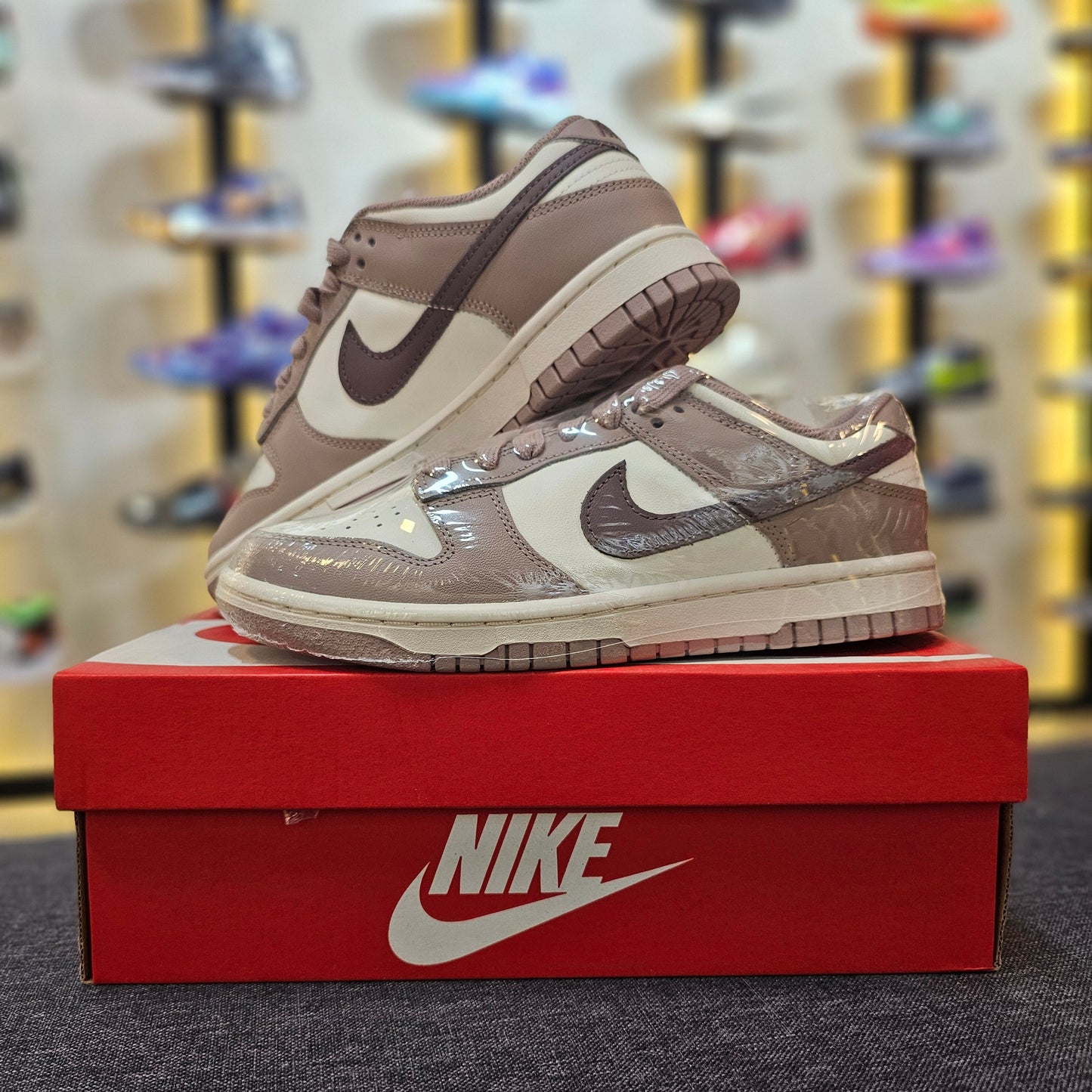 Dunk Low Diffused Taupe Wmns