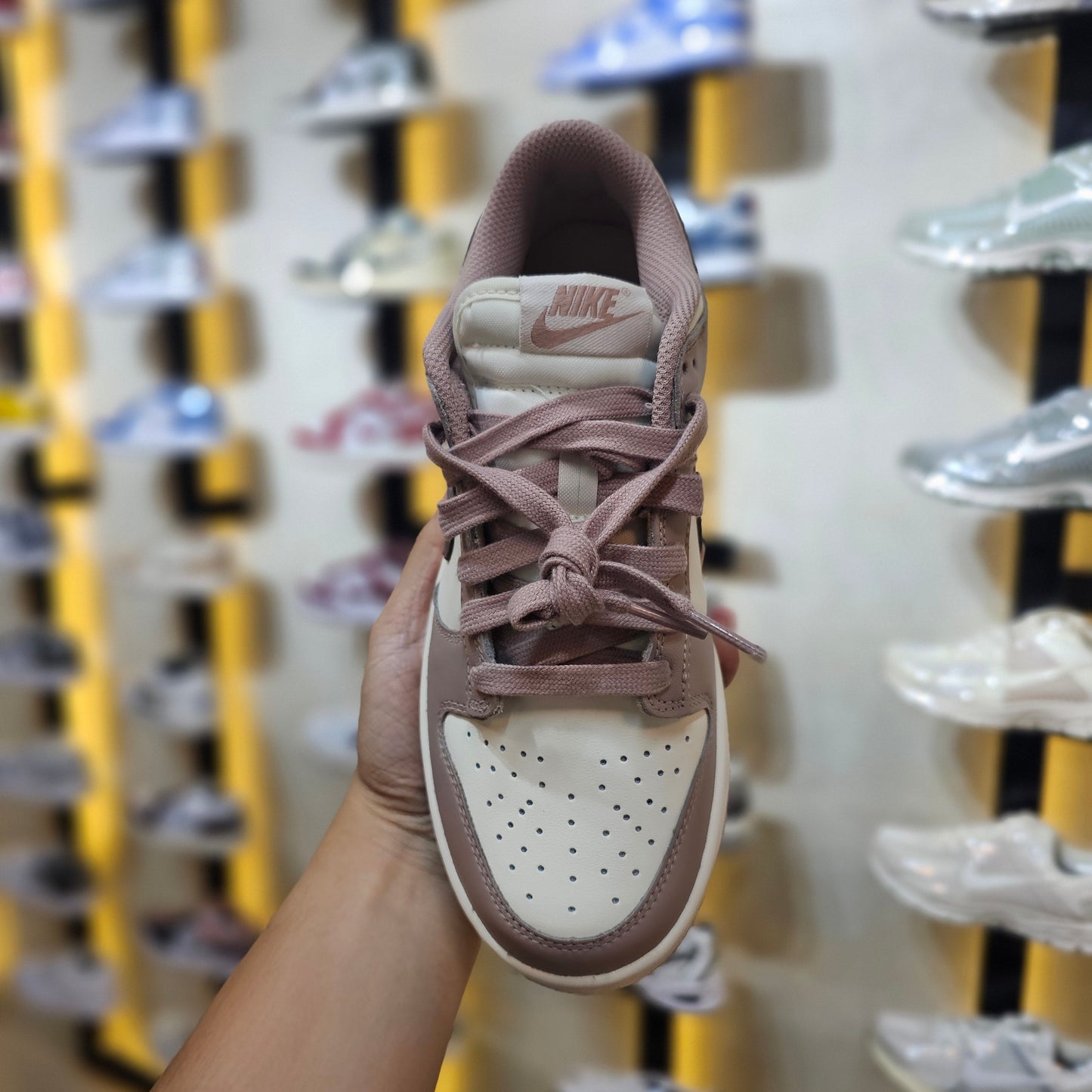 Dunk Low Diffused Taupe Wmns