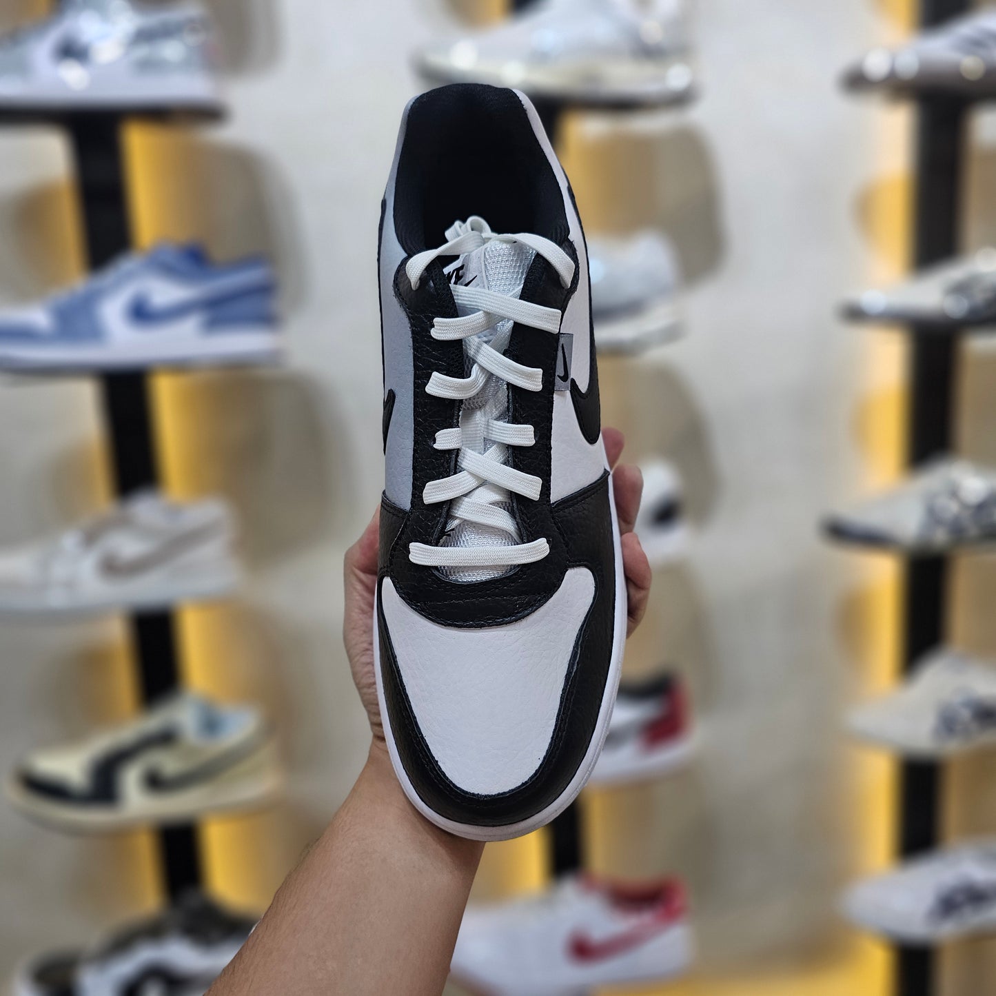 Ebernon Low Panda