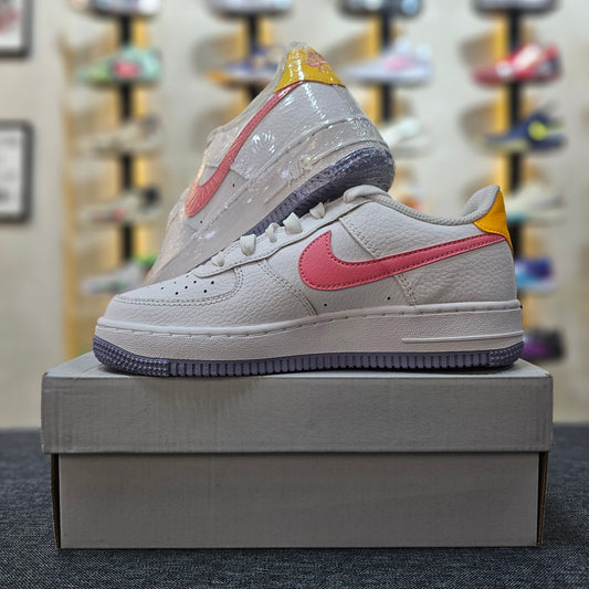 Air Force 1 GS Coral Chalk