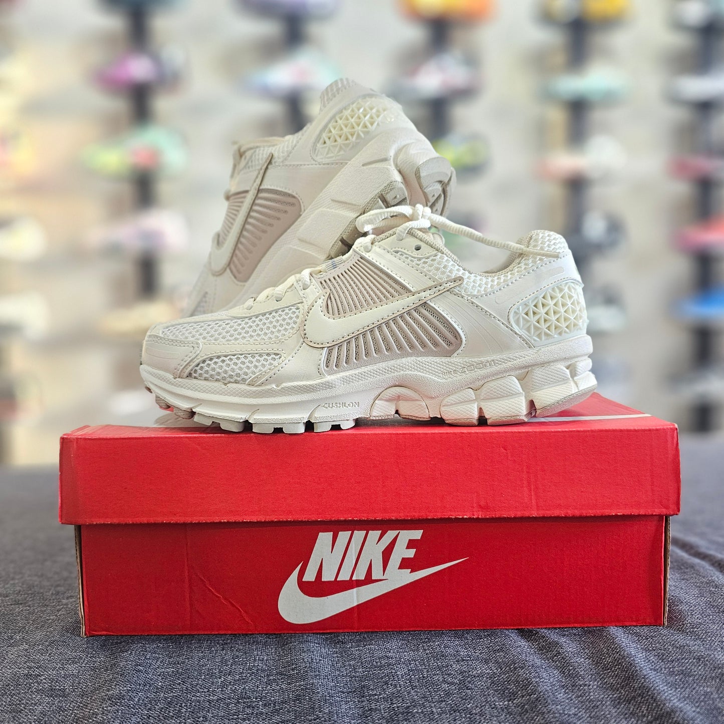 Vomero 5 Pale Ivory