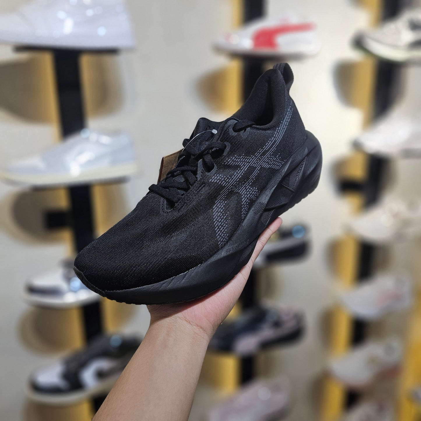 Novablast 5 Black Carrier Grey