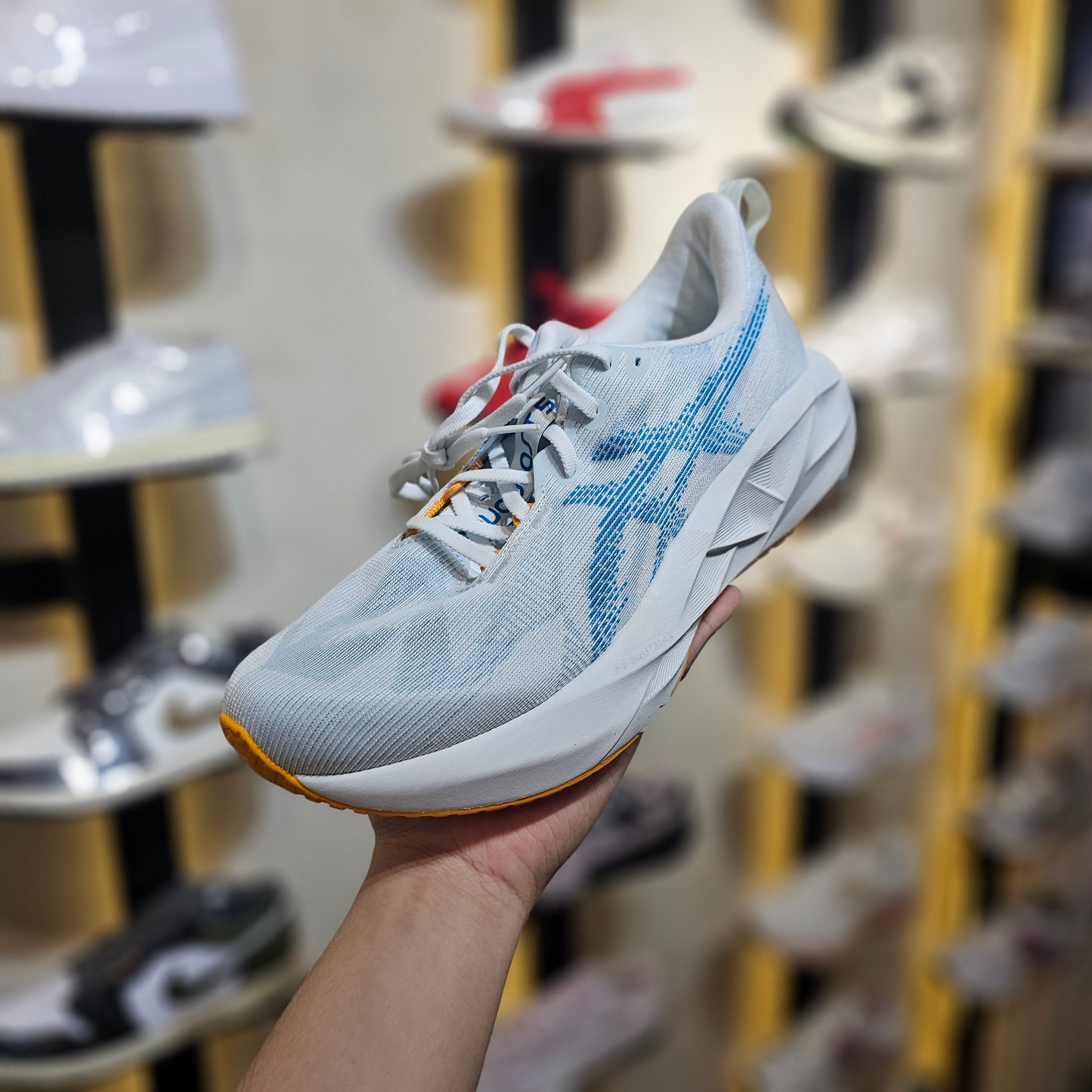 Novablast 5 Arctic Blue