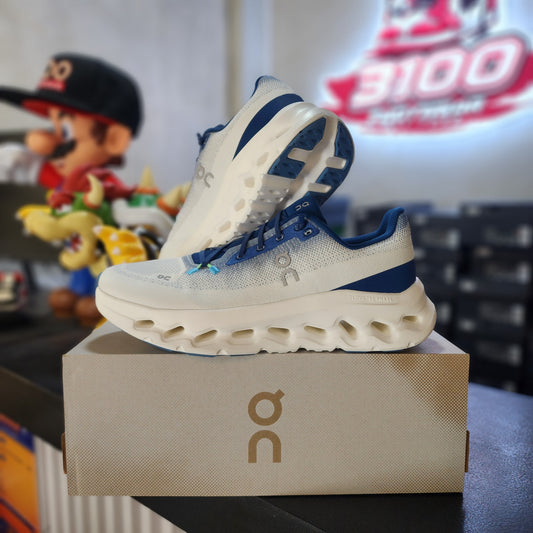 Cloudtilt Ivory Tempest